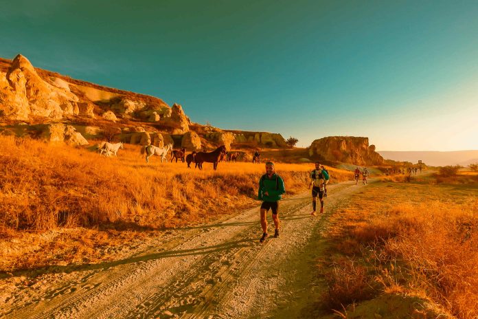 Binlerce koşucuyu Kapadokya’nın masalsı atmosferinde buluşturan Salomon Cappadocia Ultra Trail, 2023 yılında 10.yılını kutlama heyecanı yaşıyor. 
